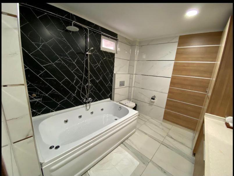 New Hotel Samsun Exterior foto